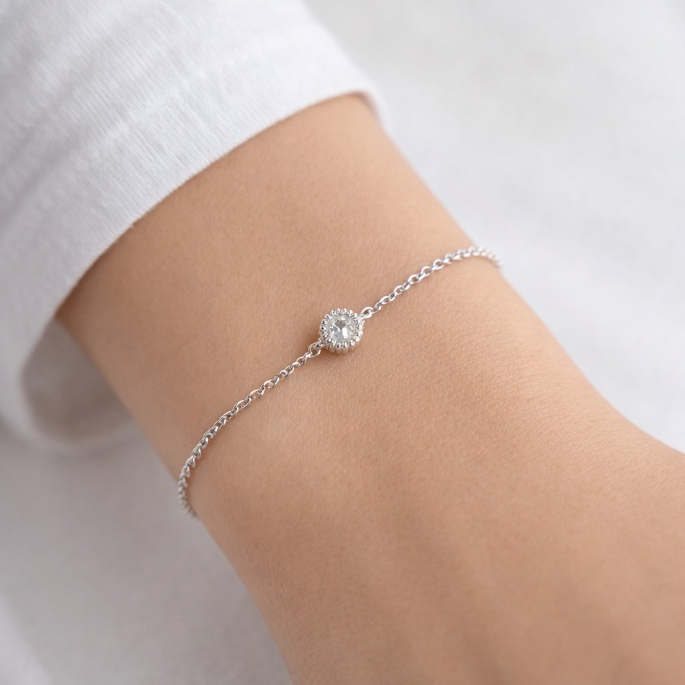 925 Sterling Silver Rhodium-Plated Bracelet Zirconia Pendant New in Packaging - Picture 2 of 4